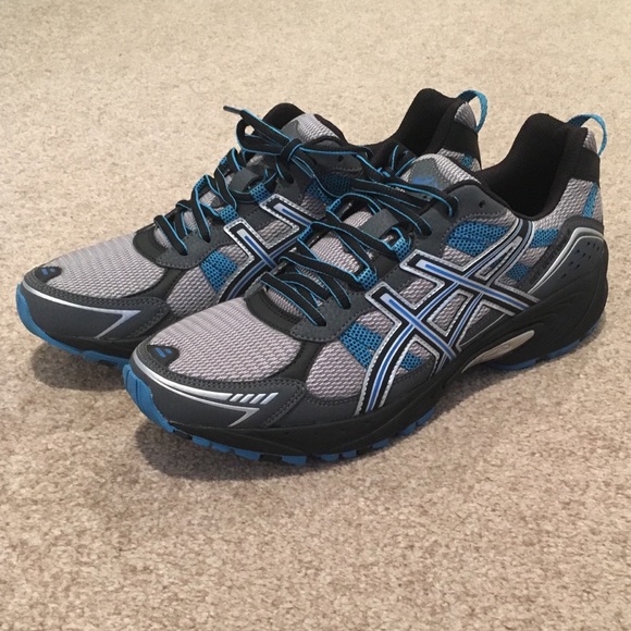 Asics Other - ASICS Gel-Venture 4